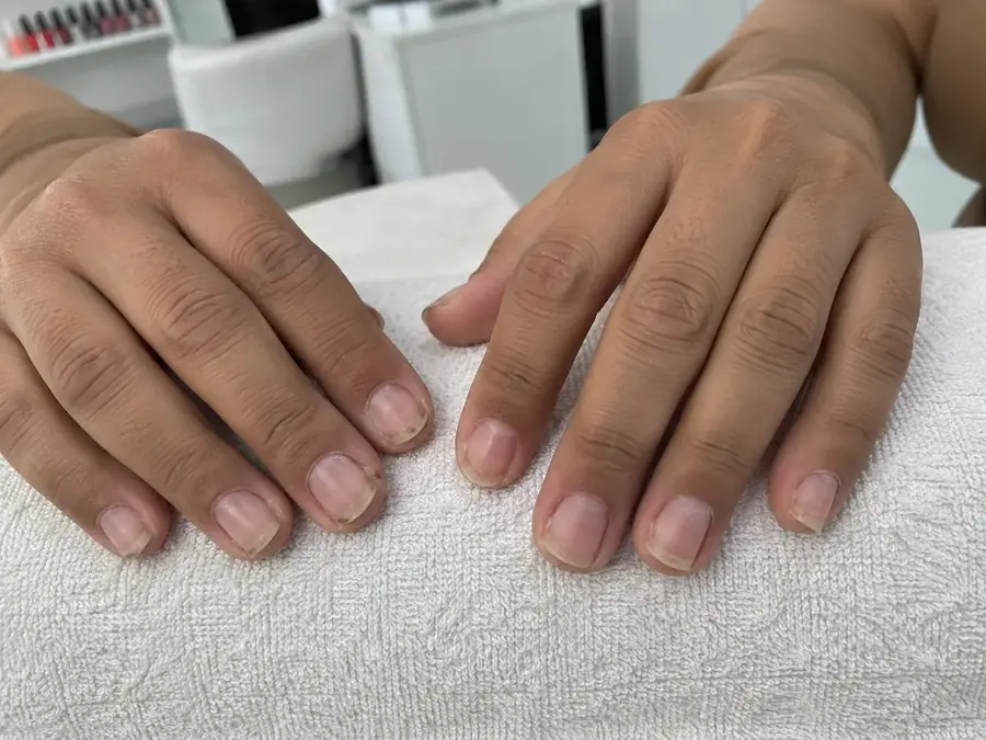 Unhas antes da preparação para o gel